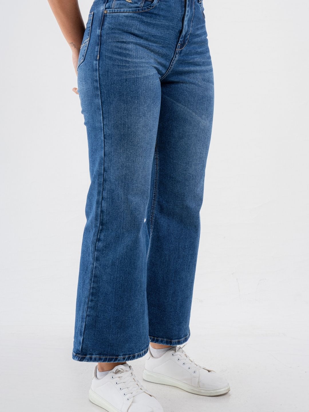 Aura Flared Denim